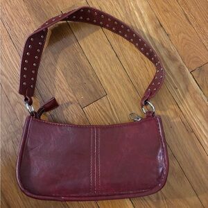 Elegant Red Leather Shoulder Bag